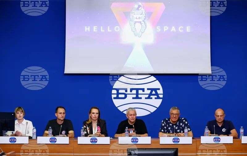 Емануел Янкулов на пресконференцията за „Ало, Космос 4.0!“